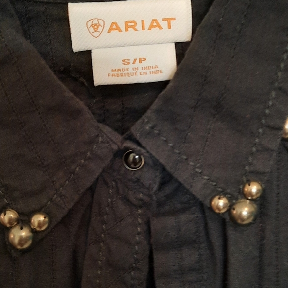 Clothes - Picture 10 of 16